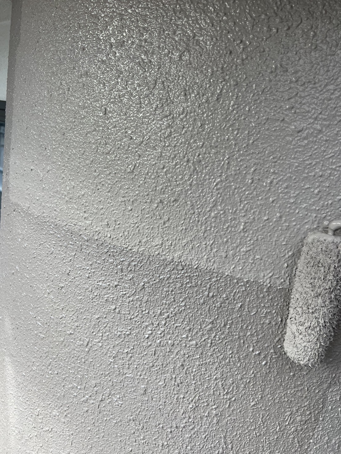 外壁塗装　練馬区上石神井　上塗り塗装工事　日本ペイントパーフェクトトップ